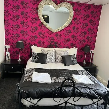 Phildene Suites *
