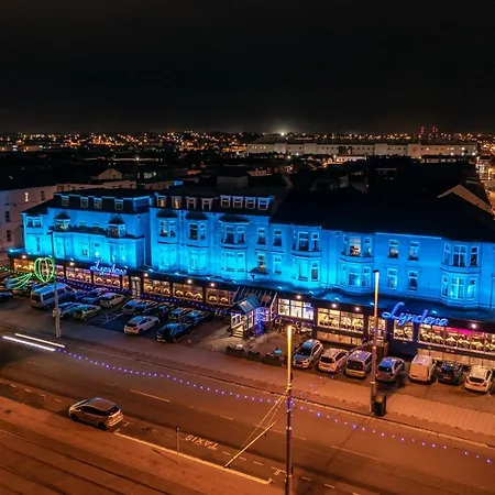 Lyndene Отель