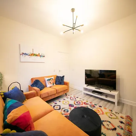 Holiday home Stunning House Near Attractions