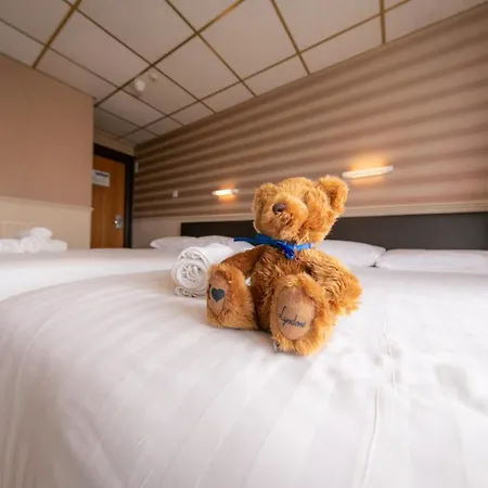 Lyndene 3* Блэкпул