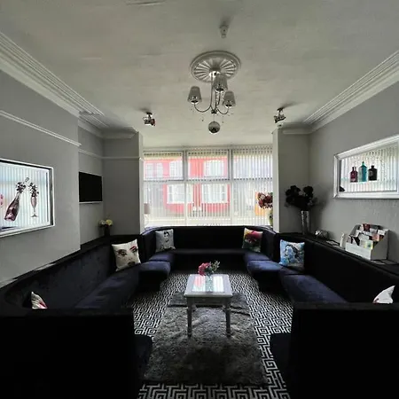 Mayfair 3*