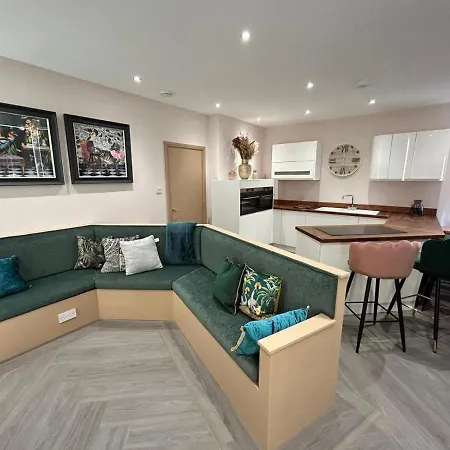 Strawberry Fields By Sasco Apartment Blackpool