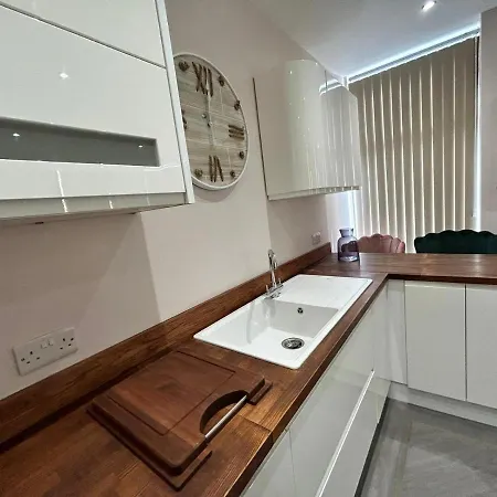 Apartment Strawberry Fields By Sasco