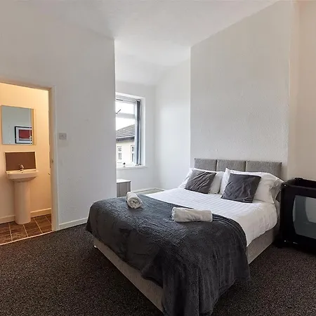 Apartment Pleasure