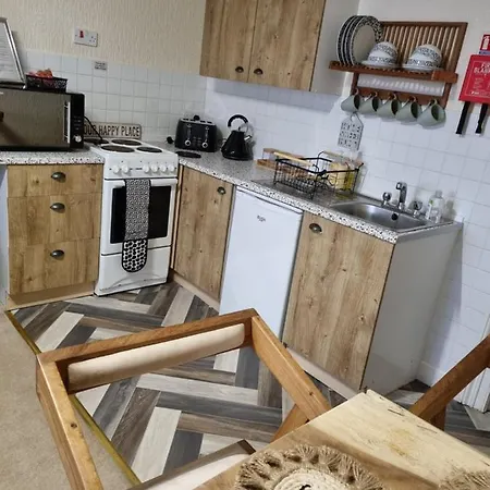 The New Sandygate Flats Apartment