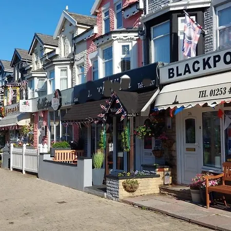 Bed & Breakfast Blackpool Lodge