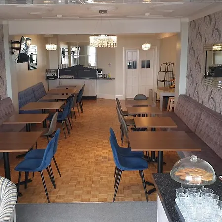 Hotel Hotel242 Blackpool