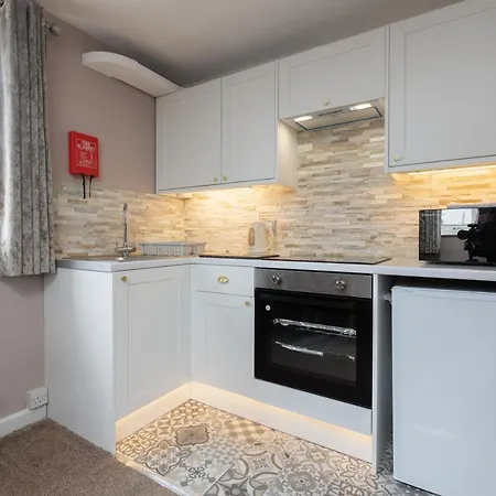 Beachcliffe Apartment