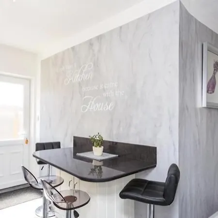 Holiday home Abode - Aurora