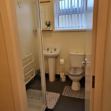 The New Sandygate Flats Apartment *