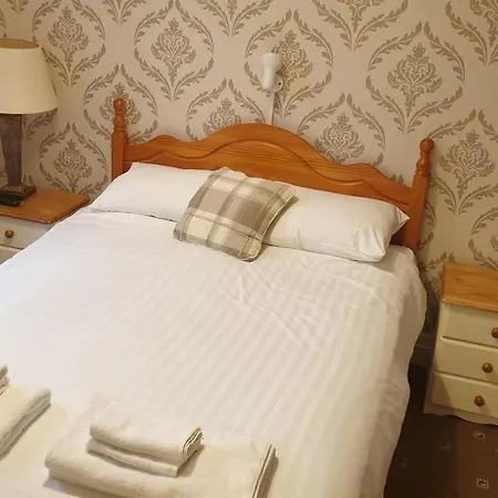 Hotel242 2*