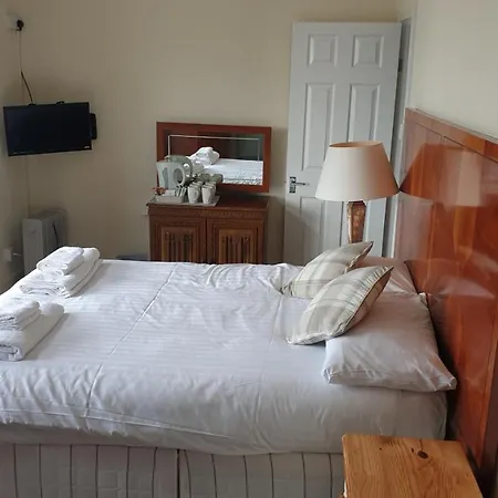 Hotel242 Hotel 2*