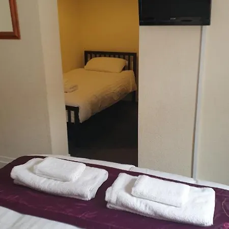 Hotel242 2* Blackpool