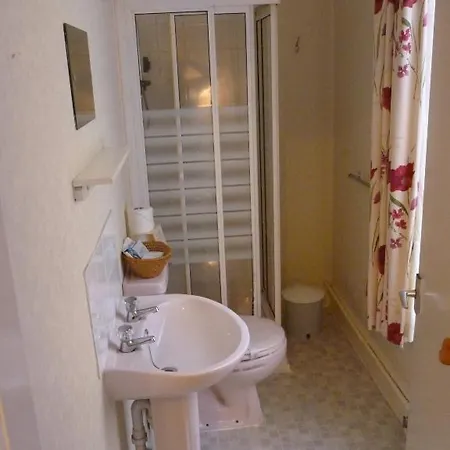 The Avon 3* Blackpool