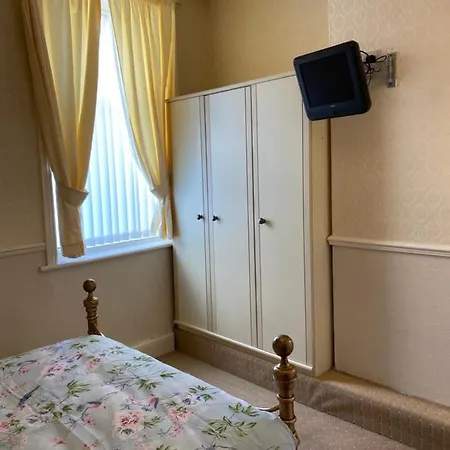 Guest house The Laurels