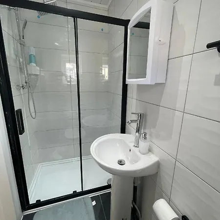 Guest house Araan House -families And Couples Only Blackpool