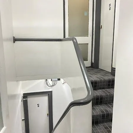 奇尔顿酒店 酒店 2*