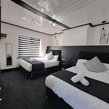 Family With Hot Tub , Family Groups Only Holiday home *