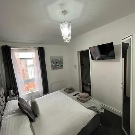 The Carlton 3* Blackpool