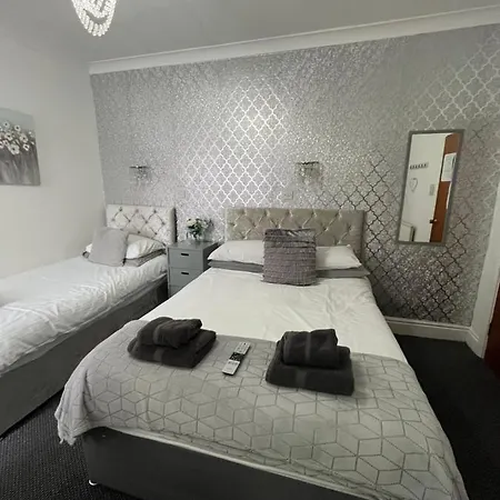 Guest house The Carlton 3*