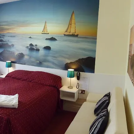 The Regal Hotell 2*