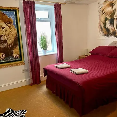 The Blue Moon Bed & Breakfast