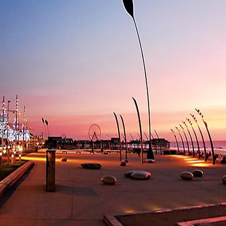 Palm By The Sea Hotel