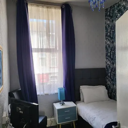 Guest house Talbot House