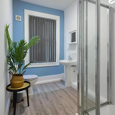 Bank Street 7 * Blackpool