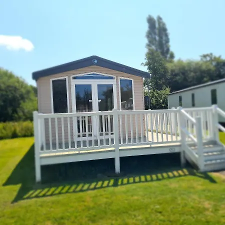 Flawless Caravan Hire Holiday park *
