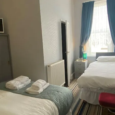 Bed & Breakfast Beverley Dean - Children Over 5 Years Welcome - Continental Breakfast