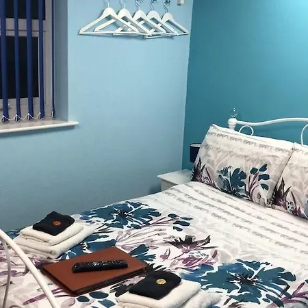 Bed & Breakfast New Bond 3*