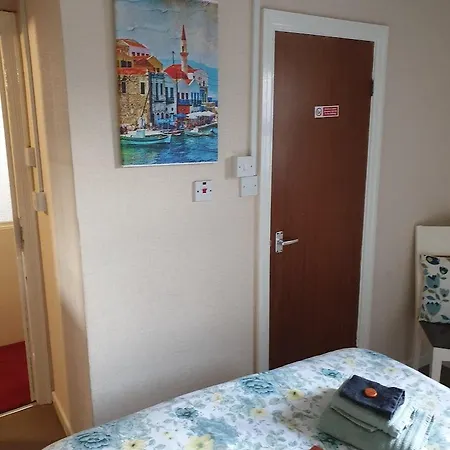 Bed & Breakfast New Bond 3*