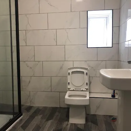 Ground Floor 2, Lynton Apartment