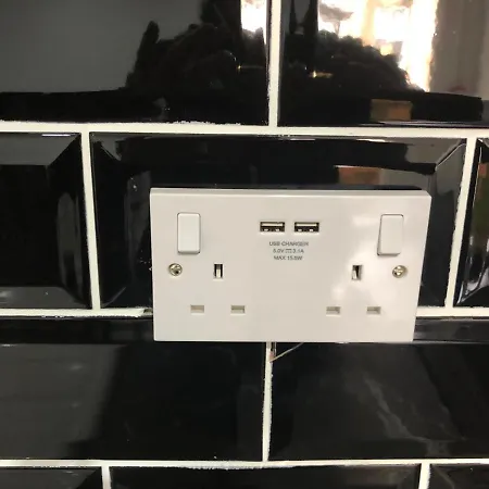 Ground Floor 2, Lynton Apartment