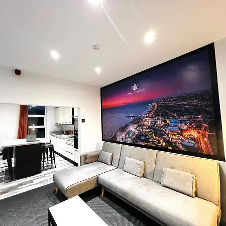 The Pier Serviced Apartment *