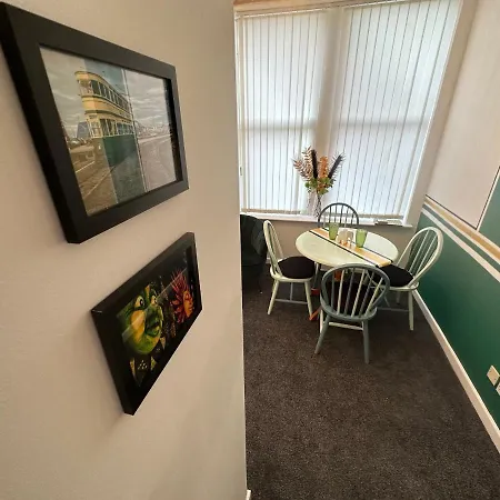 Emerald Pleasure Apartment *