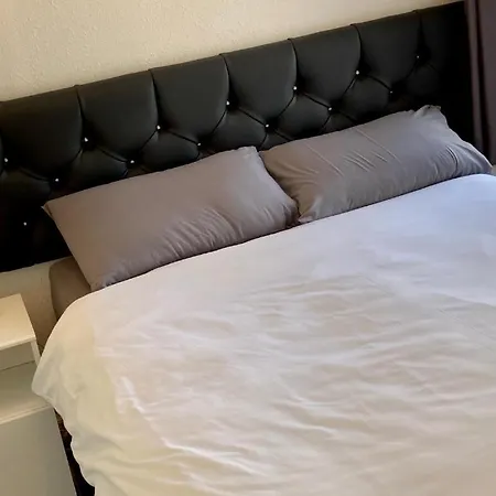 Hotel The *