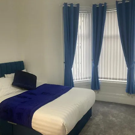The New Apollo Hotel