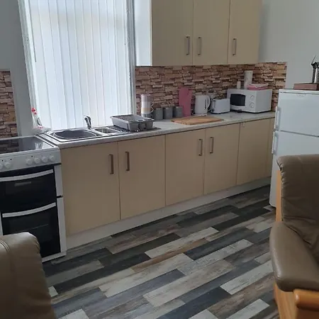2 Bedroom Ff Apartment Blackpool
