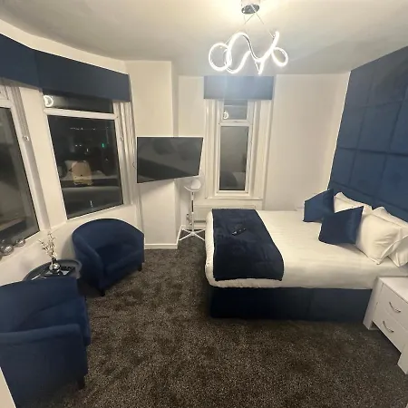 Hotel Luxe 3*