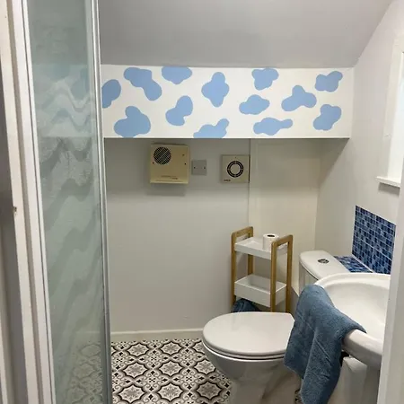 Quirky Attic Apartment Blackpool