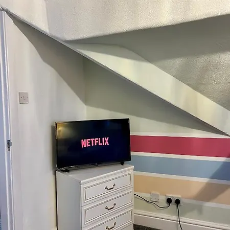 Quirky Attic Apartment