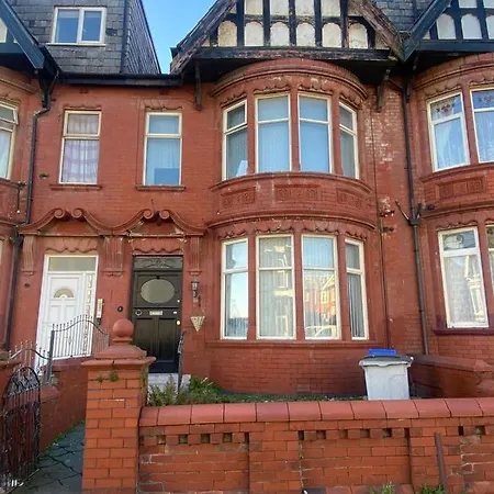 - Holmfield Road Apartment *