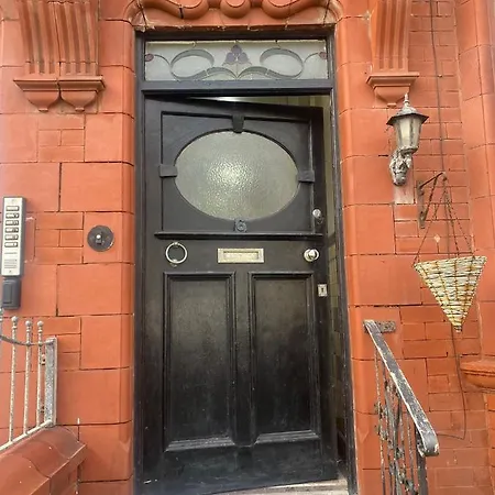 Apartment - Holmfield Road *