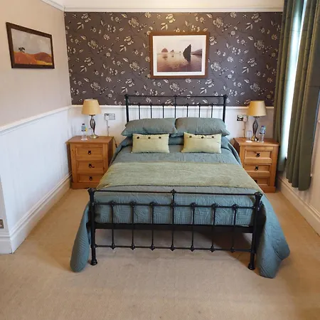Guest house Westfield House