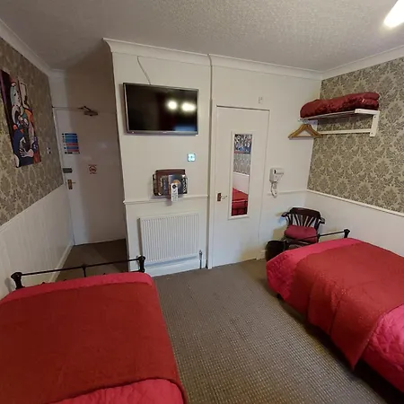 Westfield House 3*