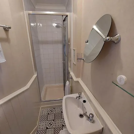 Westfield House Guest house 3*