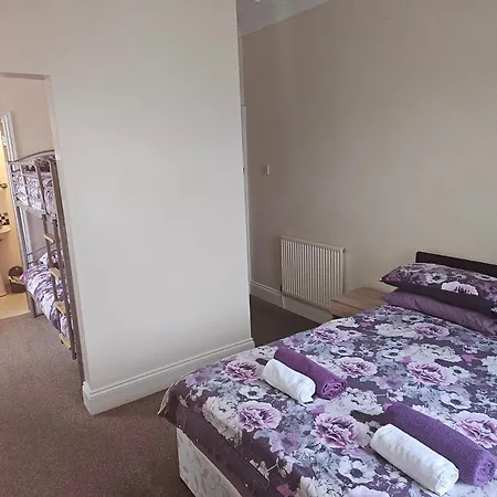 Bayswater House Bed & Breakfast Blackpool