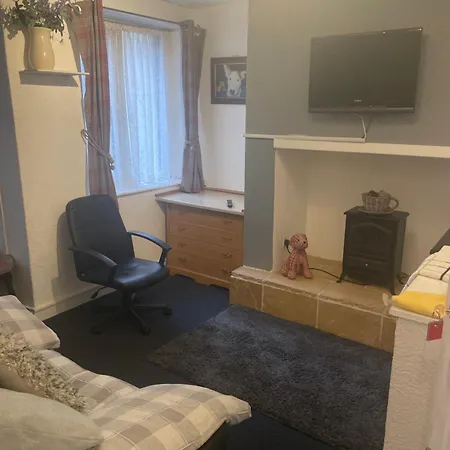 Sarnia Flats 2* Blackpool